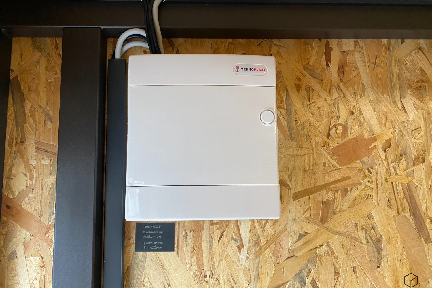 Električni komplet za vrtno hiško-6