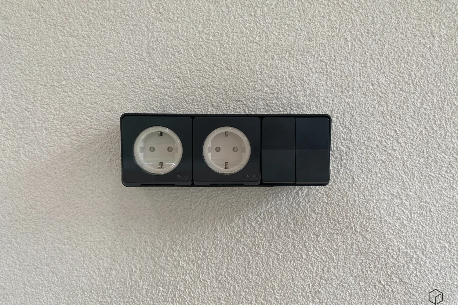 vtičnice in stikala