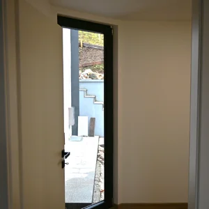izhod na dvorišče