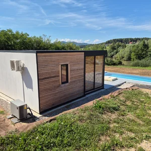 Modularna hiška od zadaj