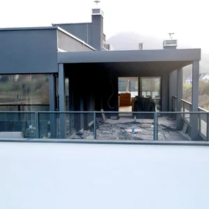Pergola na strehi bloka