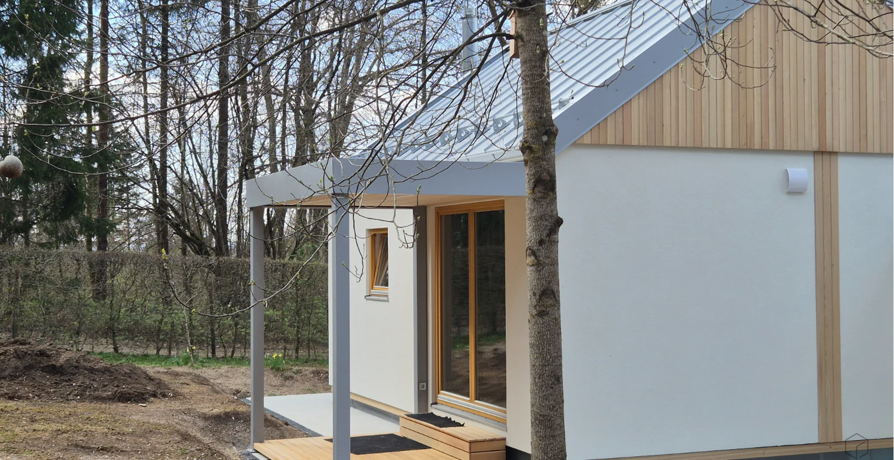 Modularna stanovanjska hi&scaron;a Bovec