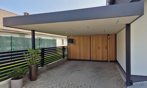 Vrtna lopa z nadstreškom Lendava